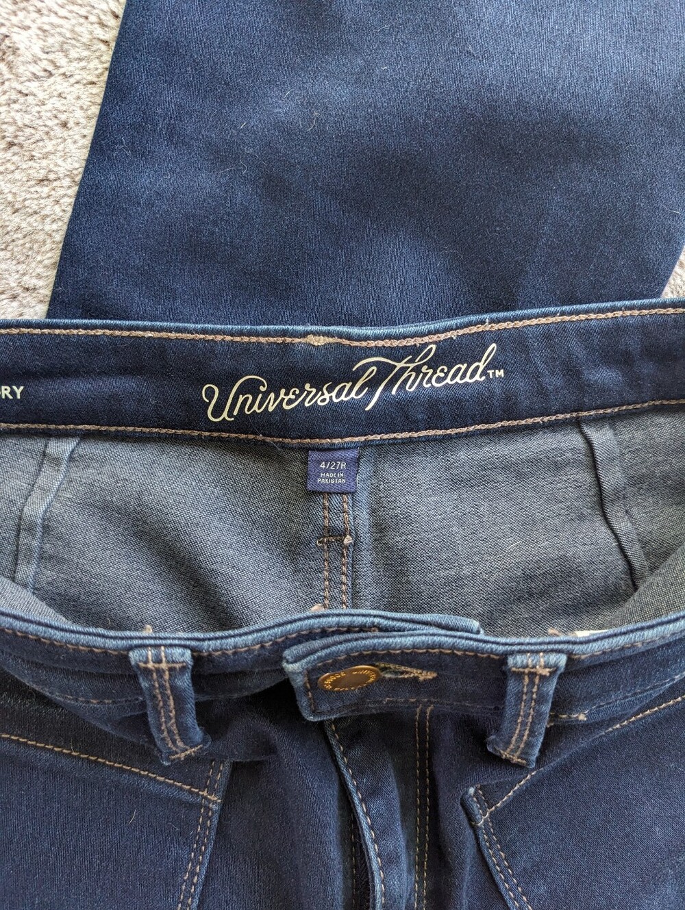 Universal Thread Flare Jeans - Picture 3 of 5